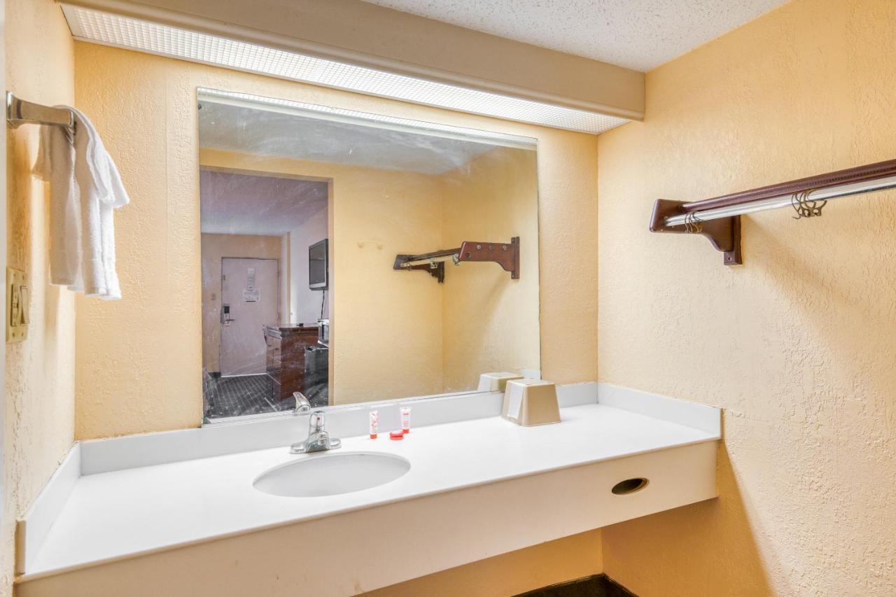Oyo Hotel Jackson Fairgrounds I-55 Kültér fotó